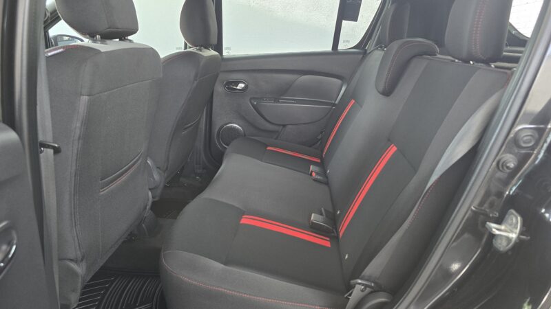 RENAULT SANDERO RS 2020 - Imagen 12