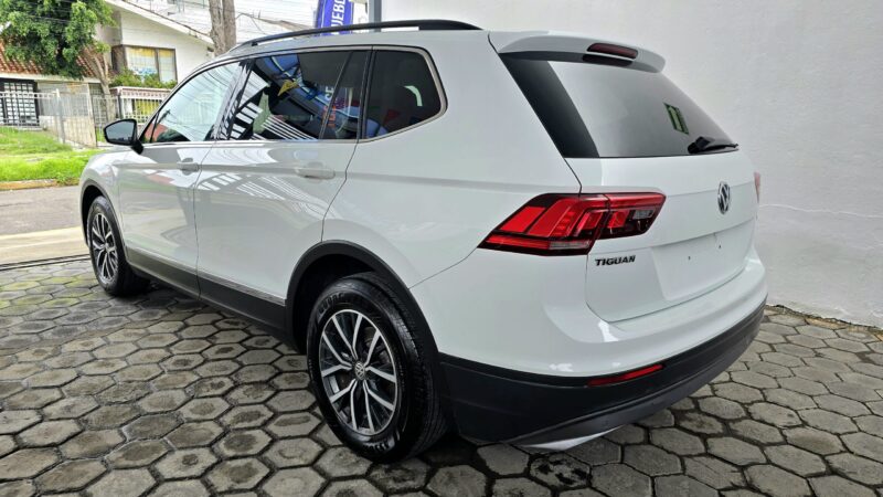 VW TIGUAN COMFORTLINE 7 PAS 2018 - Imagen 7