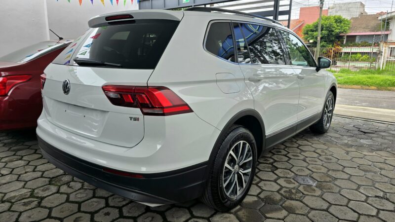 VW TIGUAN COMFORTLINE 7 PAS 2018 - Imagen 9