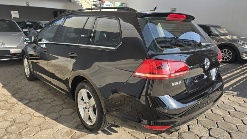 Volkswagen Golf Variant TDI 2016 - Imagen 4