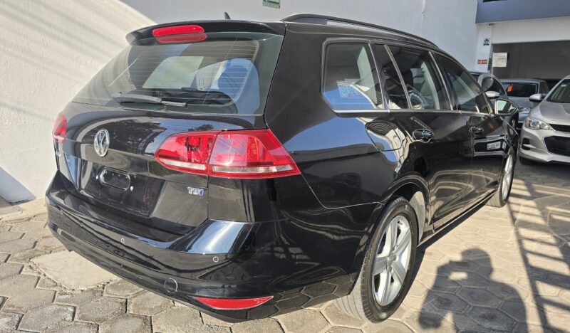 Volkswagen Golf Variant TDI 2016 - Imagen 6