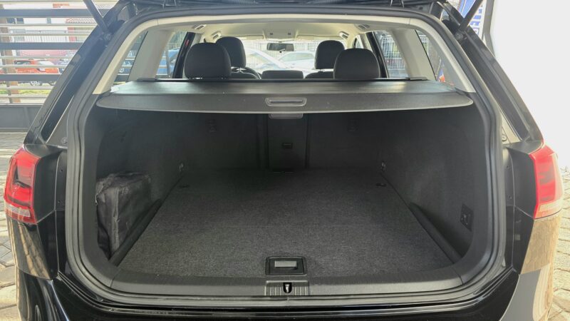Volkswagen Golf Variant TDI 2016 - Imagen 13