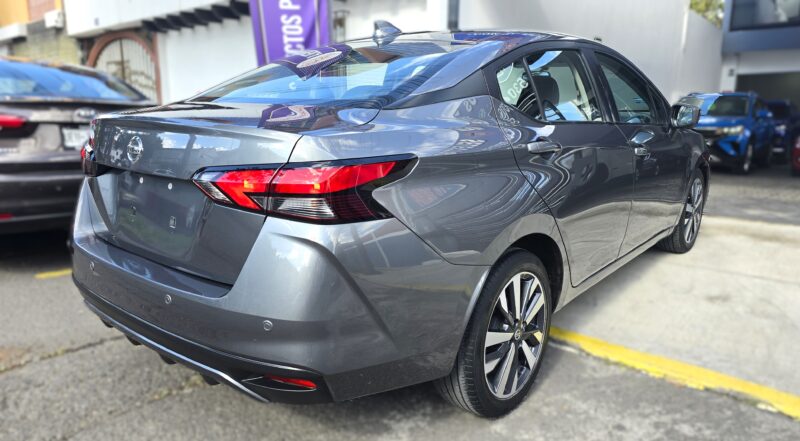 Nissan Versa Platinum 2021 - Imagen 6