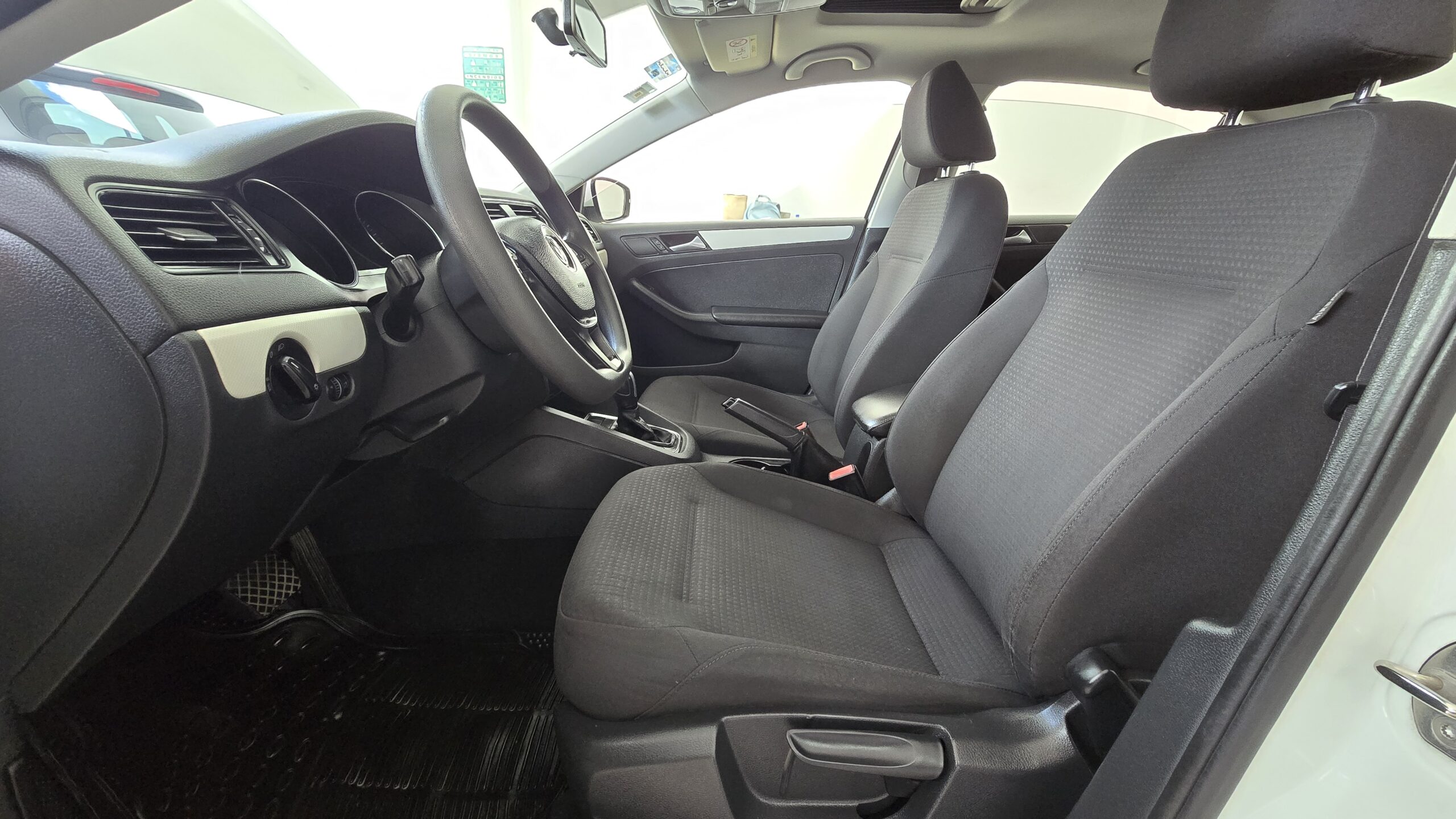 ๐ฉ๐ผ๐น๐ธ๐๐๐ฎ๐ด๐ฒ๐ป ๐๐ฒ๐๐๐ฎ ๐ฎ๐ฌ๐ญ๐ด - Imagen 11