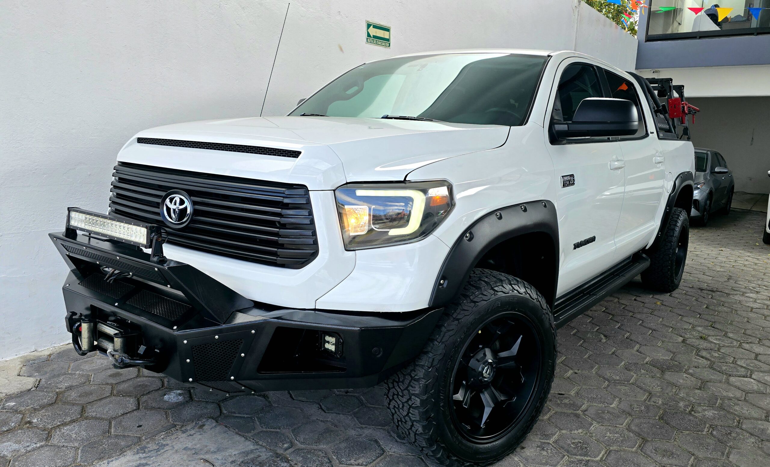 ๐ง๐ผ๐๐ผ๐๐ฎ ๐ง๐๐ป๐ฑ๐ฟ๐ฎ ๐ฎ๐ฌ๐ญ๐ฒ - Imagen 2