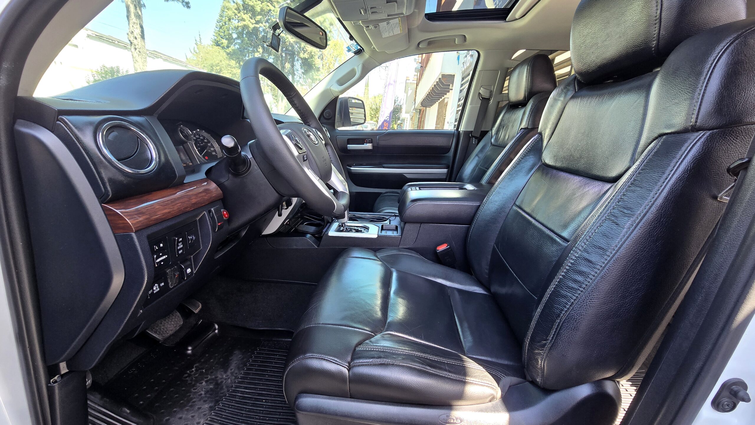 ๐ง๐ผ๐๐ผ๐๐ฎ ๐ง๐๐ป๐ฑ๐ฟ๐ฎ ๐ฎ๐ฌ๐ญ๐ฒ - Imagen 11