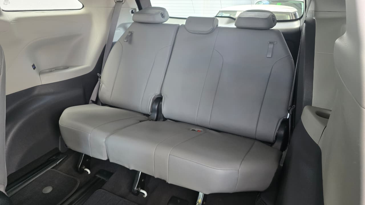 ๐ง๐ผ๐๐ผ๐๐ฎ ๐ฆ๐ถ๐ฒ๐ป๐ป๐ฎ ๐ซ๐๐ - Imagen 12