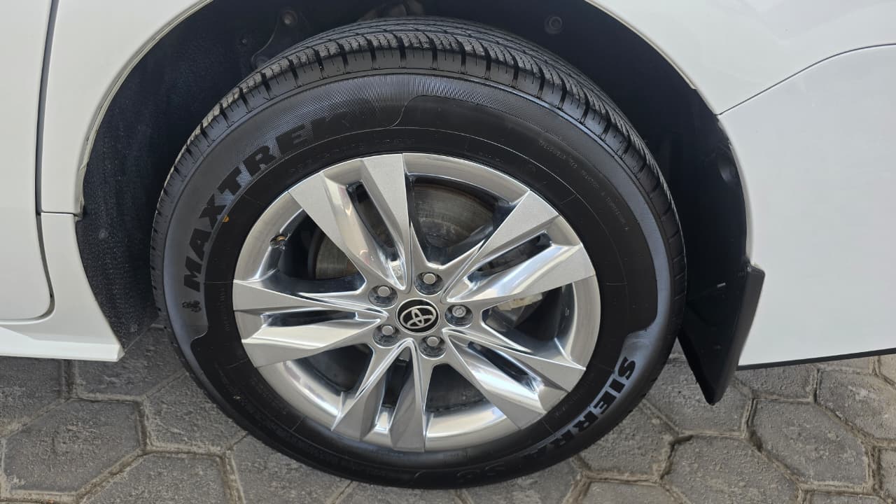 ๐ง๐ผ๐๐ผ๐๐ฎ ๐ฆ๐ถ๐ฒ๐ป๐ป๐ฎ ๐ซ๐๐ - Imagen 17