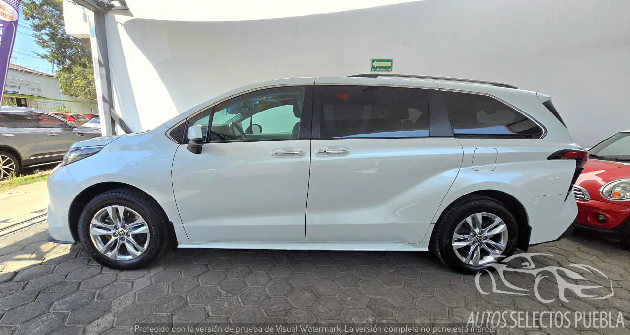 ๐ง๐ผ๐๐ผ๐๐ฎ ๐ฆ๐ถ๐ฒ๐ป๐ป๐ฎ ๐ซ๐๐ - Imagen 2