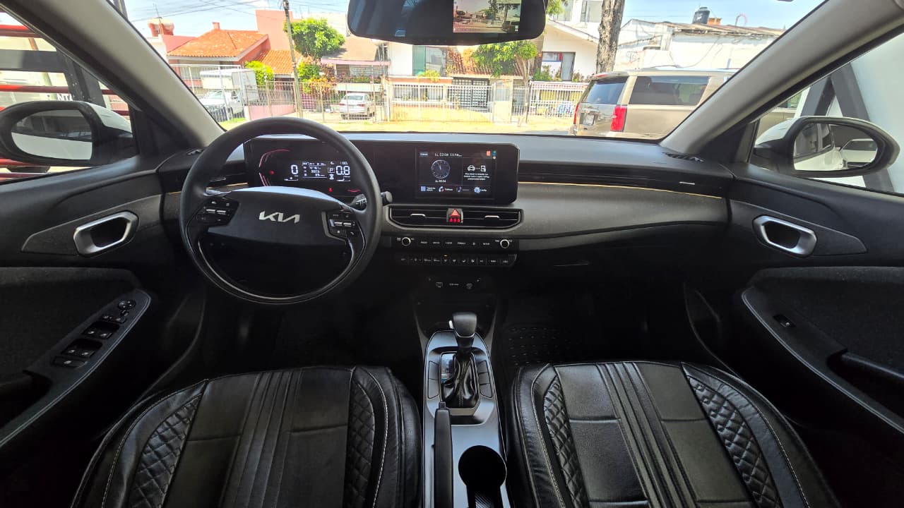 KIA K3 2025 - Imagen 10