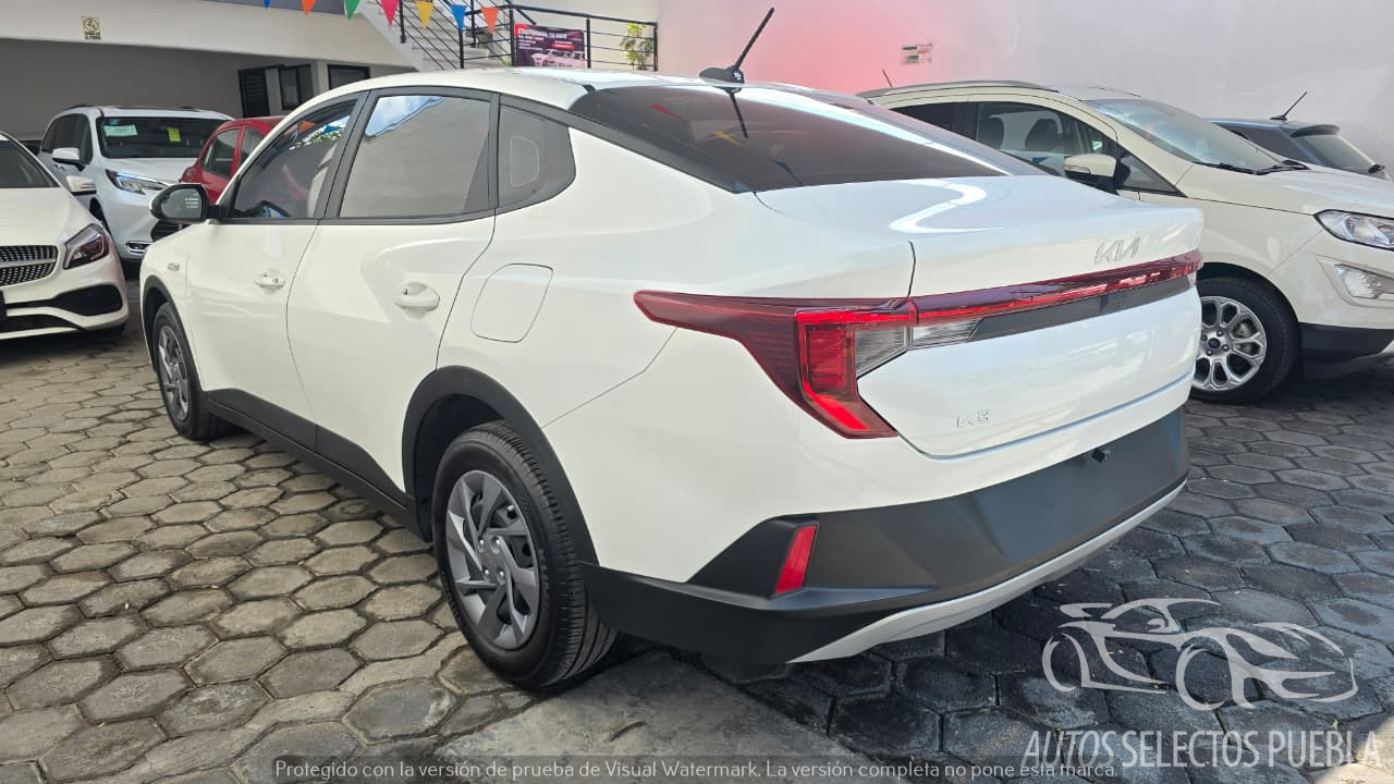 KIA K3 2025 - Imagen 4
